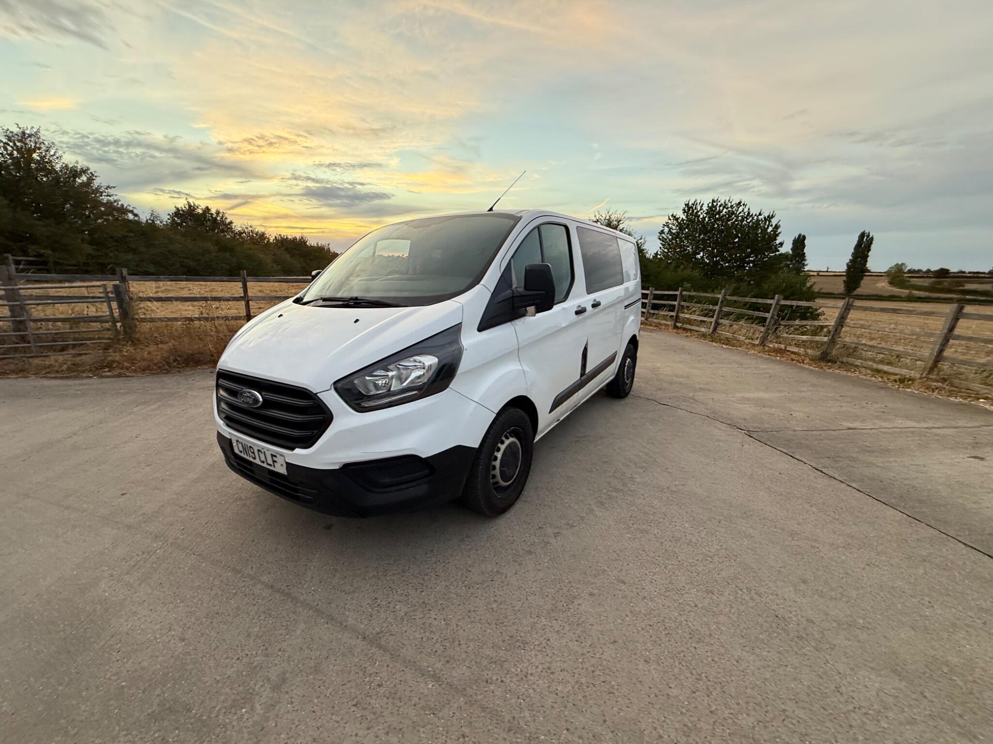 Ford Transit Custom 2.0 320 EcoBlue L1 H1 Euro 6 5dr — photo 48 of 82